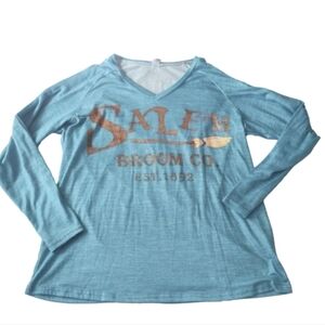 NWOT ChicYea Salem Tee SzSmall